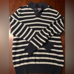 Tommy Hilfiger Men's Collared Navy and Gray Striped Sweater
